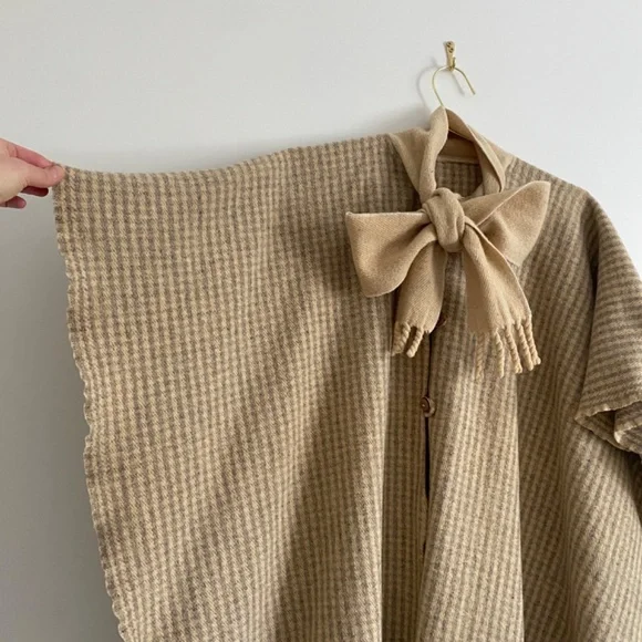 Handmade Wool Cape • Woven Heritage Poncho • 100% New Wool • Free Size - Picture 10 of 10